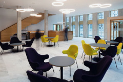 Foyer West 