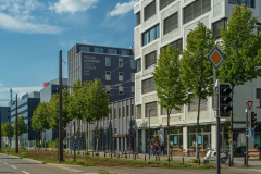 Aussensicht Pfingstweidstrasse 